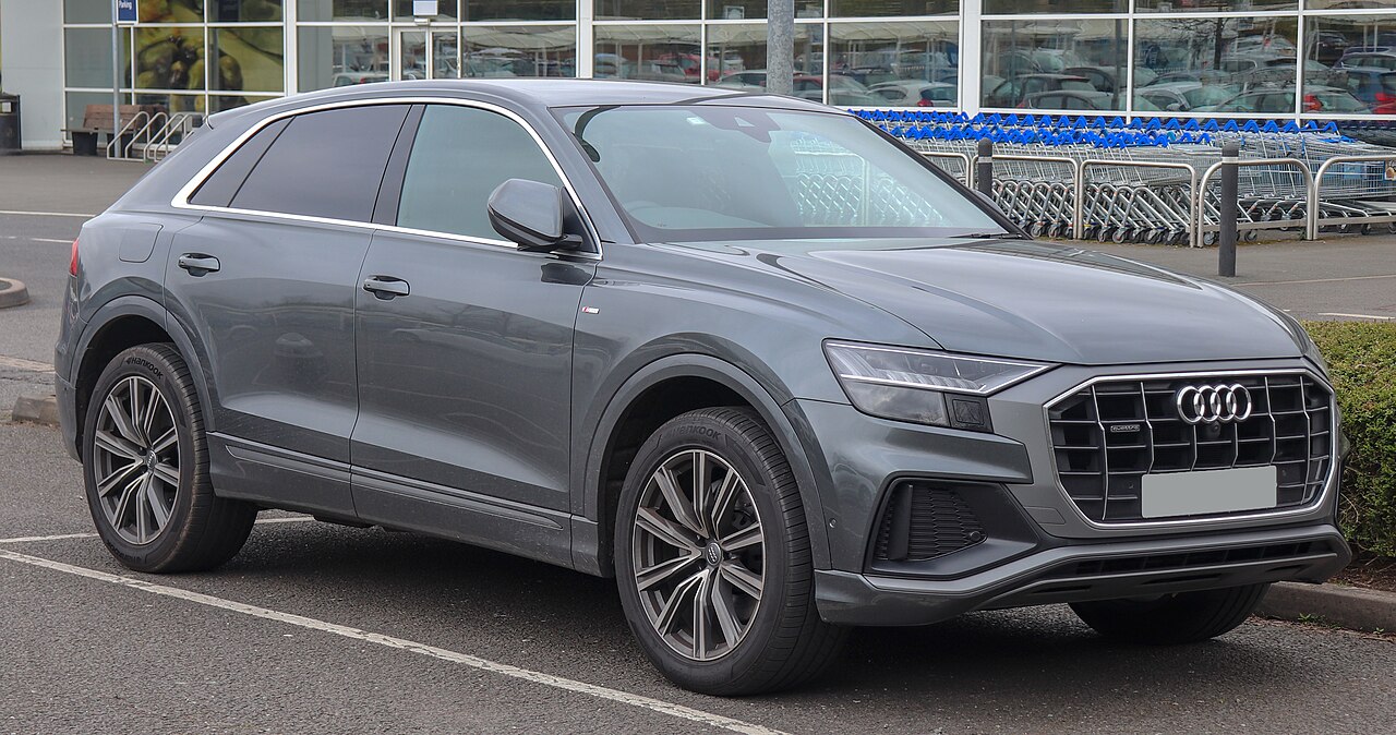 AUDI Q8 (2018 – )