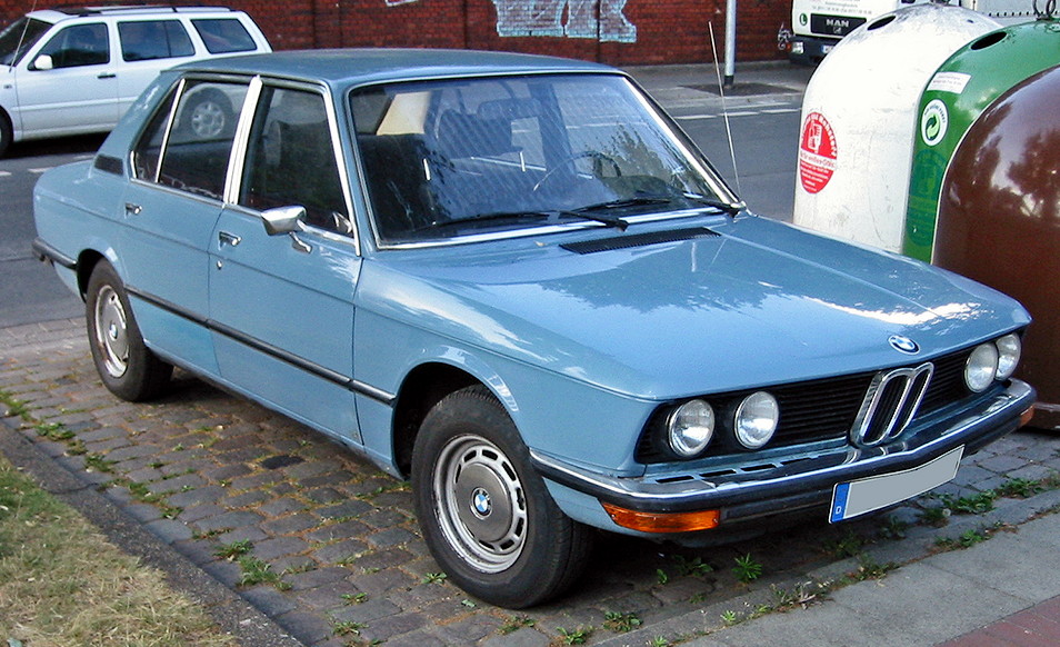 BMW 5 Series E12 (1972 – 1981)